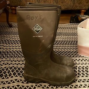 Mens Muck Boots size 10
